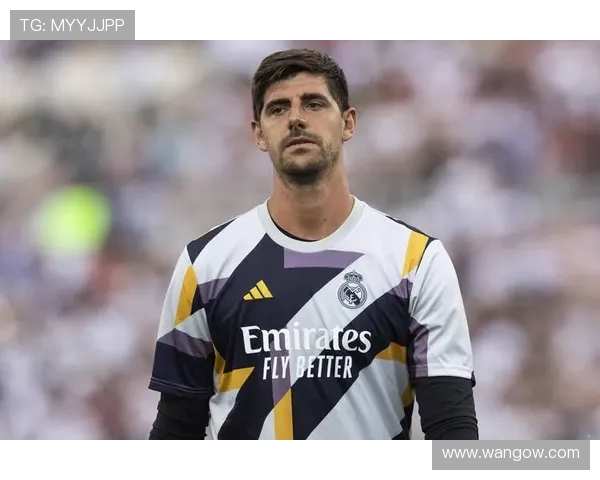 FIFA官方认证多纳鲁马荣膺2025年度最佳男足门将世界舞台巅峰