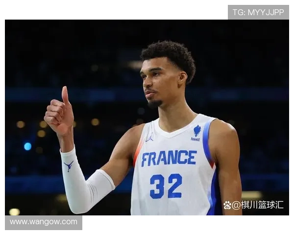 保罗马刺首秀助推文班亚马